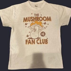 L | Mushroom Fan Club t-shirt